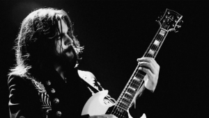 Image of Juanes